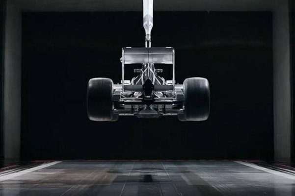 F1赛车科技介绍速度与激情的背后-第3张图片-www.211178.com_果博福布斯